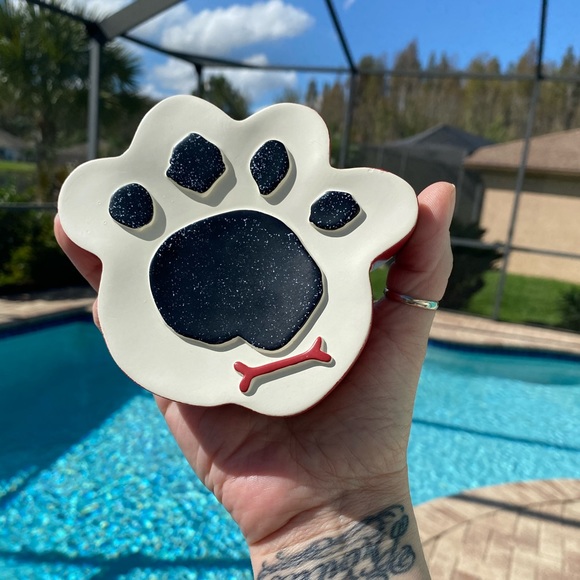 belk Other - 🐶SALE Paw Print Paw-Lidays Soap Dish